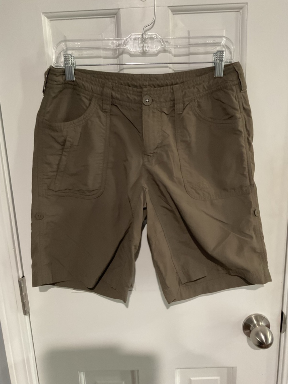 Like New The North Face Women’s Brown Hiking Shorts Logo Drawstring Size 4